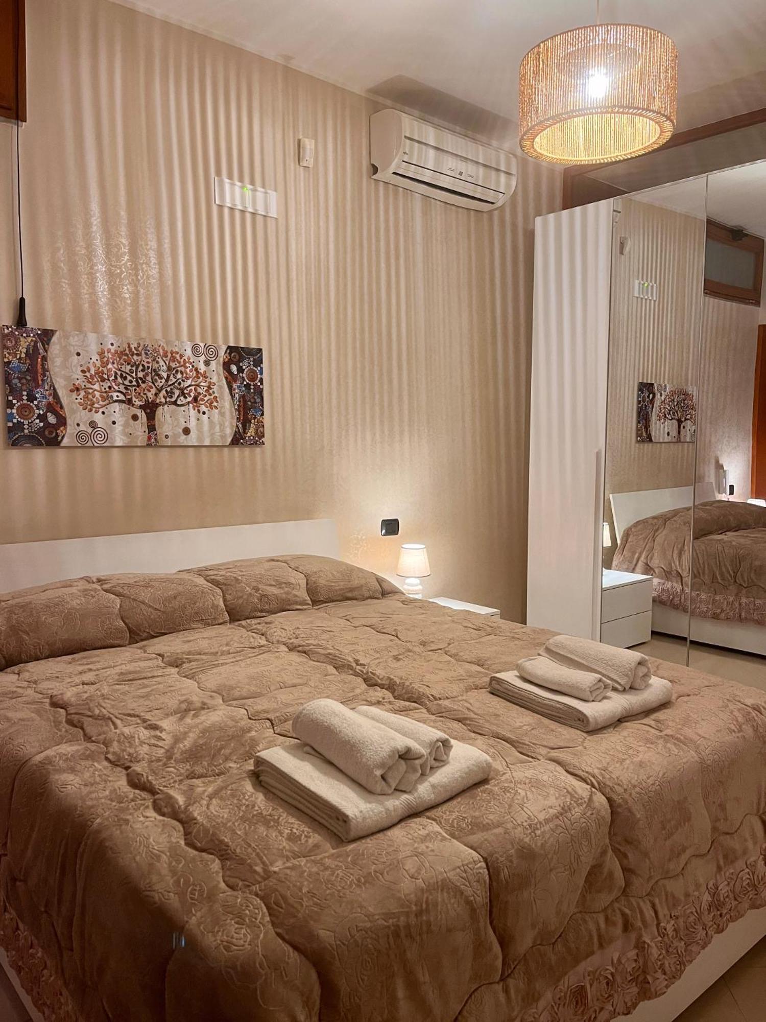 Il Villino B&B - Napoli/Pompei/Sorrento/Costiera Brusciano エクステリア 写真